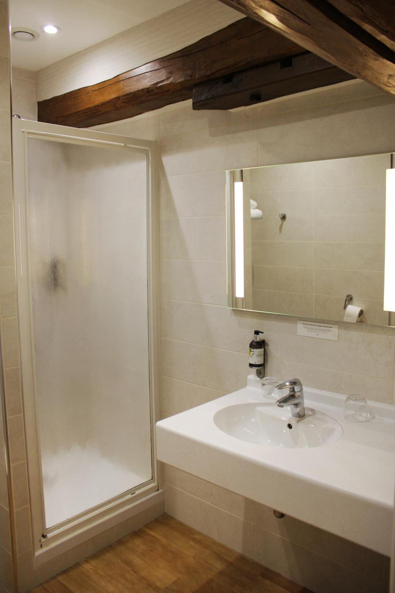Auberge Du Lac, Sure Hotel Collection By Best Western Мениль-Сен-Пер Экстерьер фото