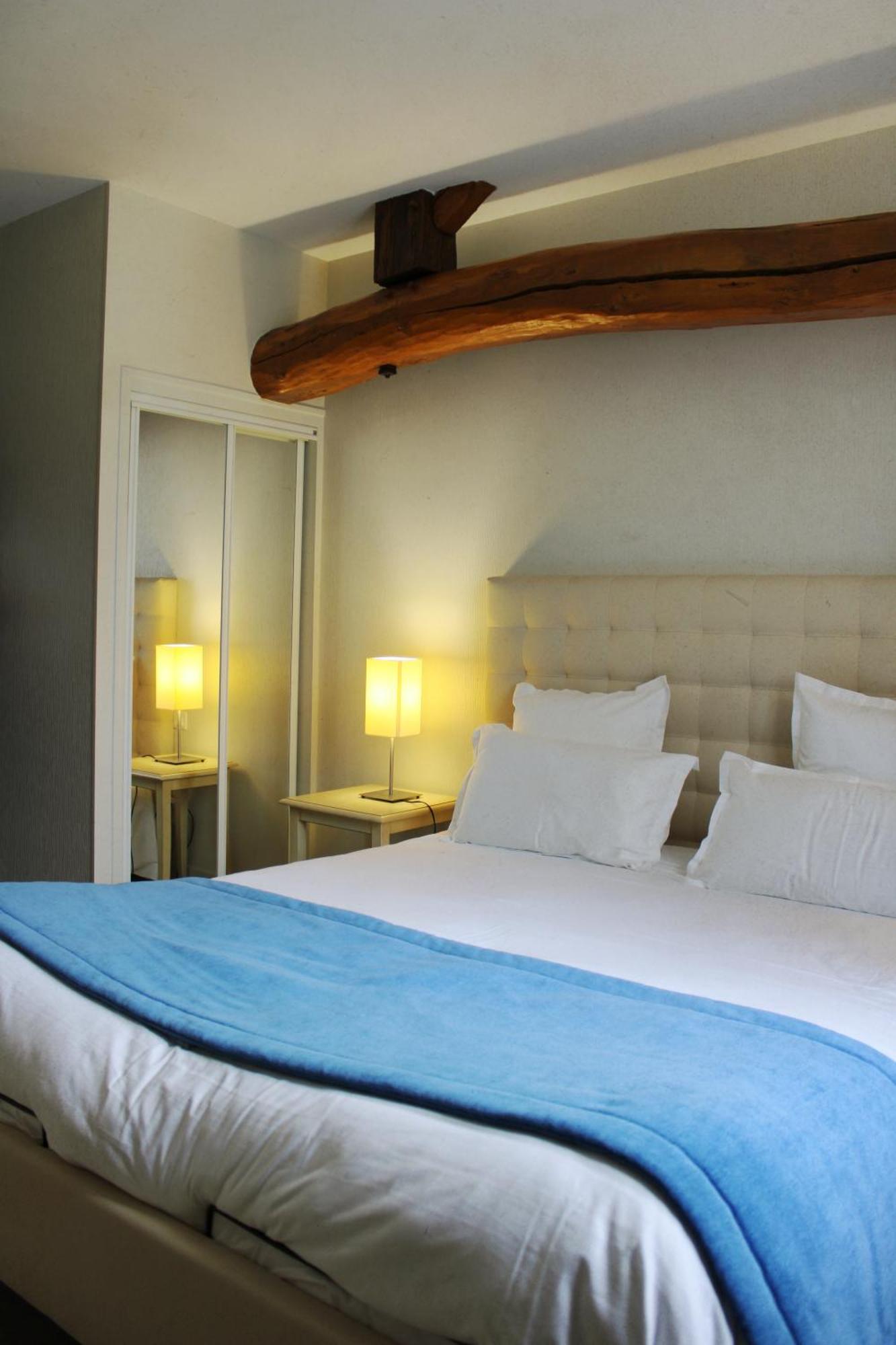 Auberge Du Lac, Sure Hotel Collection By Best Western Мениль-Сен-Пер Экстерьер фото