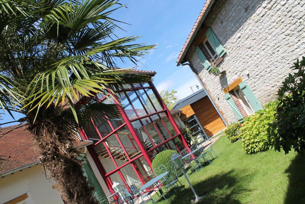 Auberge Du Lac, Sure Hotel Collection By Best Western Мениль-Сен-Пер Экстерьер фото